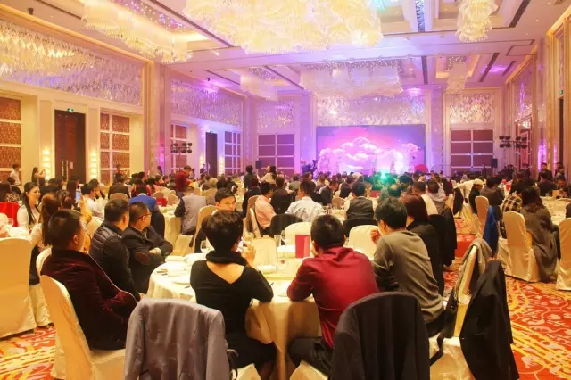 金狮贵宾会·宾至如归-尊贵显赫